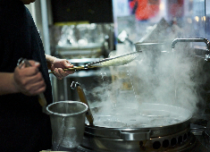 『鮨 乃南』『fragment 麻布十番』『海玄』etc.／株式会社SURF&TURF【やま幸グループ】 求人 ０から立ち上げる新ブランドの創業メンバーとして入社できる、たった1度の希少なタイミングです！※写真はイメージ