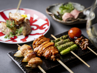 『鳥さと』『鳥さと 別邸』『銀座鳥真』 etc.／株式会社LAキッチン 求人