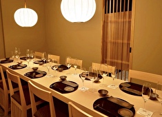 『鳥さと』『鳥さと 別邸』『銀座鳥真』 etc.／株式会社LAキッチン 求人 賞与やインセンティブ制度など、頑張りをしっかりとスタッフに還元する制度も充実。ずっと笑顔で働ける会社です！