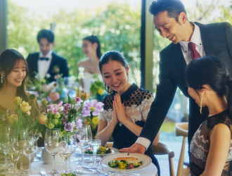 株式会社オンザページ（ノバレーゼ・エスクリ統合会社） 求人 サービス経験を活かした転職も！レストランとはまた違う、特別な人と時を提供しましょう。