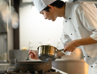 「BLUE BRICK LOUNGE」「KITCHEN LABO CONNECT YOYOGI」他／  株式会社食楽宝庫 求人
