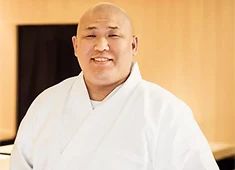 麹町 仁兵衛／株式会社いのまた 求人 笑顔の似合う大将！「お会いできることを楽しみにしています！一緒にお店を盛り上げていきましょう！」