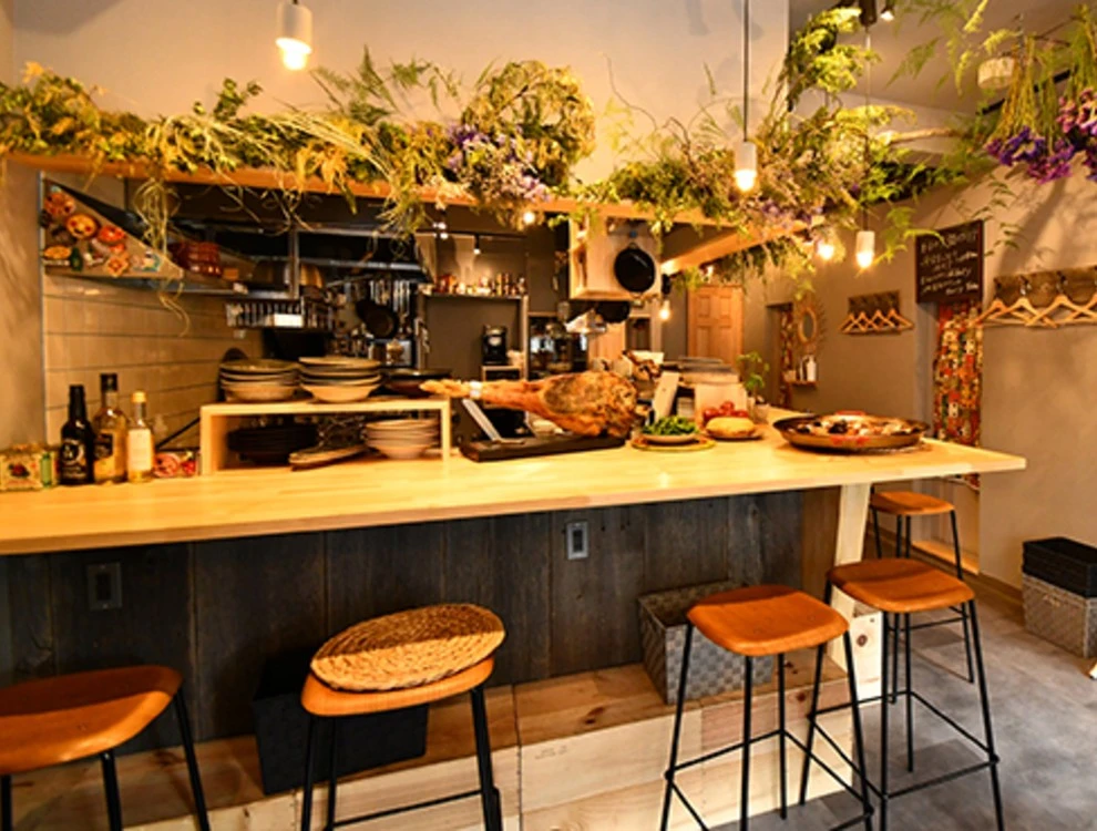 『CASALINA 本店』『Spanish Bar CASALINA+2』【CASALINAグループ】 求人