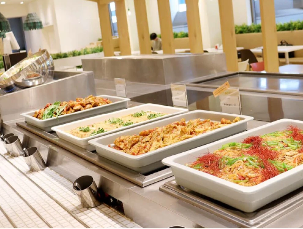 株式会社LEOC（レオック）※首都圏BI事業部 求人 毎日のお食事を美味しく、そして楽しく食べていただけるよう、メニュー作りと手作りにこだわった料理を提供しています。