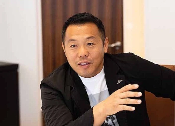 株式会社うまプロ / Umapro Inc. 求人 「金子半之助」の創業者、弊社代表金子真也。今はどてっぱん、ÜMACHAの展開、そして更なる新しい形を模索しています！