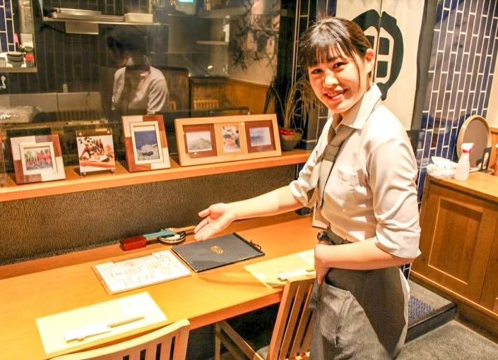 株式会社かどや 求人 経験者はもちろん、和食業界未経験の方でも安心して成長できる環境です。現在フレンチ出身のシェフも在籍し活躍しています！
