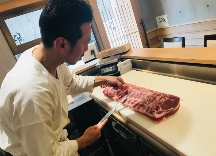 「とんかつ 都」／泰平商事 株式会社 求人 