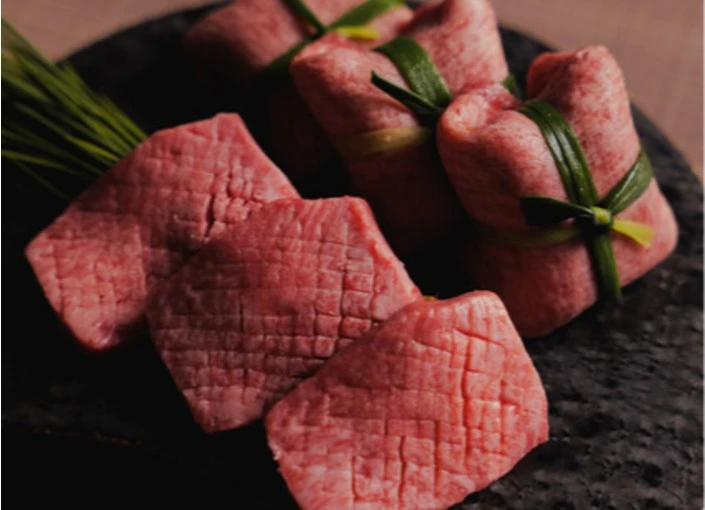 焼肉うし松 求人 オーナー自ら厳選した銘柄牛を取り扱う当店で、今まで培ってきた技術を活かし、こだわりの一皿でお客様をもてなしませんか。