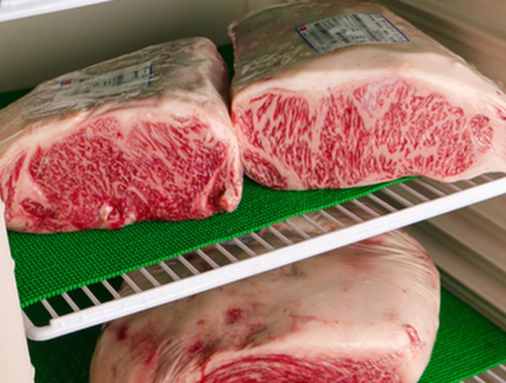 横浜苑／オリエンタル・グループ 求人 A5・A4ランクの肉を大量仕入れ、定番から希少部位までリーズナブルに提供！肉を学びたい方も大歓迎です。