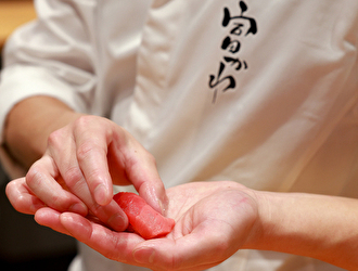 『鮨 富かわ』『鮨ト酒 富かわ』 求人