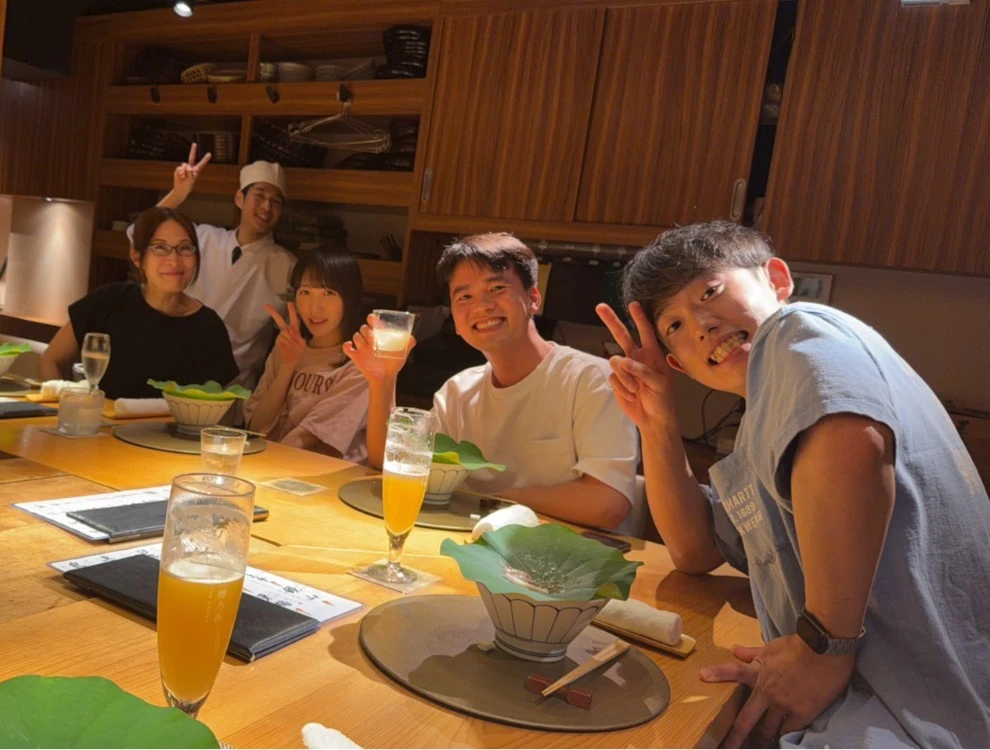 株式会社NATOMICS（ナトミックス） 求人 20代も多数活躍中！「しっかりと学べる環境で、和食を基礎から学びたい。」と考える、新卒や未経験の方も大歓迎です。