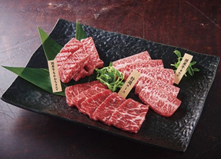 株式会社 木曽路/国産牛焼肉くいどん 求人 コース料理から一品料理まで提供してお客様に満足してもらっています。