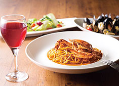「TAPAS＆TAPAS（タパス＆タパス）」／株式会社ジャパンフードシステムズ 求人 創業以来、変わらぬ人気を誇るパスタの数々！