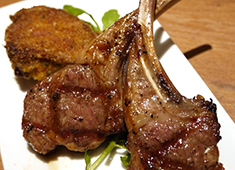 「WAKANUI GRILL DINING■BAR■TOKYO」・「WAKANUI LAMB CHOP■BAR■JUBAN」／アンズコフーズ株式会社 求人 日本一美味いと称賛された「ワカヌイスプリングラム」！お肉の扱いやお肉を使用した料理をもっと勉強したい方には最適です