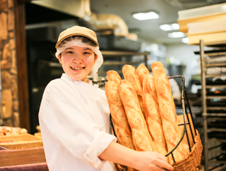 Boulangerie et Cafe Pere et Mere（ペル・エ・メル） 求人
