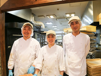 Boulangerie et Cafe Pere et Mere（ペル・エ・メル） 求人