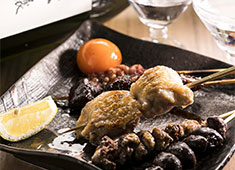 「鳥波多゛(とりはだ)」「れば屋」「ニューれば屋」 求人 ▲今や焼鳥は日本食の中でも代表格！専門的な知識を身につけ、一生物のスキルを！