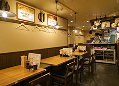 みんなの食卓 たから食堂／株式会社ハートリッチ 求人 落ち着きのある雰囲気なので若い女性の利用も多いです。