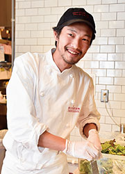 株式会社ダイナック(サントリーグループ・東証2部上場企業) 求人