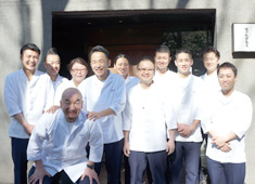 「六本木 和食店（仮称）」「 並木橋なかむら」、他 求人 【麻布笄町 味のなかむら】
広尾
客席数70席
客単価8500円