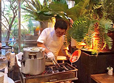 Bistro Darbre （ビストロ　ダルブル） 求人 スーシェフ木村さん（25才）主導の他店とのコラボの様子！