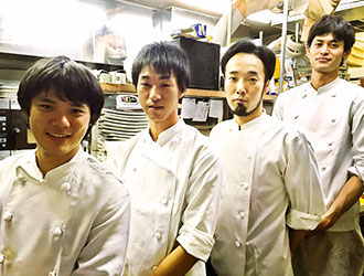 「WALL STREET」「菜や」「BBH」／井上商事株式会社 求人