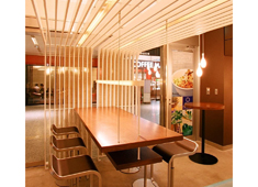 COMPHO（コムフォー）／シマダグループ 求人 店舗運営もスタッフ 皆で協力し合い作りチームワークも◎！社員・アルバイトが安心して楽しく働ける風通しの良い職場！
