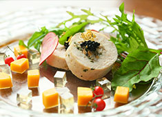 Altavista Garden（アルタビスタ ガーデン） 求人 地産地消をコンセプトに素材感を活かした料理を作っています。