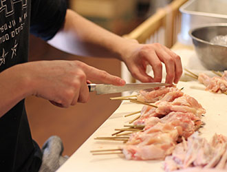 「焼鳥 里葉亭」「焼鳥 美鶏」 求人