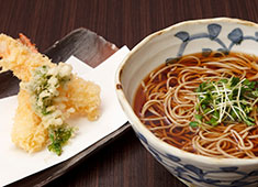株式会社ブラフト／汐留 香灯庵（こうとうあん） 求人 カジュアルな価格で、本格的な蕎麦を提供！居酒屋メニューなどもご用意。新メニューの考案も大歓迎です！