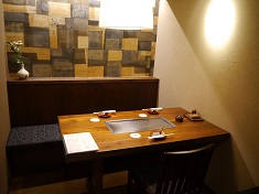 鉄板焼き　高見／株式会社TAKAMI・JAPAN 求人 HPがなく看板も目立たない場所にあるため、クチコミやご紹介で訪れるお客様がほとんどです。