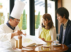  新横浜国際ホテル(西洋料理課・中国料理課)／株式会社ホスピタリティオペレーションズ 求人 お客様に寄り添うをモットーに結婚式やパーティーなど特別な料理はお客様のご要望もきちんとお伺いしカタチにしています。