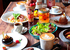 Patisserie and Cafe DEL'IMMO（デリーモ）／株式会社スイーツデザインラボ 求人 お客様のすべての時間に寄り添えるカフェをつくっていきます。立ち上げに関われるチャンスは今だけです。