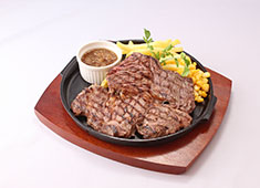 株式会社 エムピーキッチン／Grill Domi Kosugi（グリル ドミ コスギ） 求人 ▲店内の厨房で調理し、とことん手づくりにこだわっています！