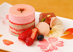 珈琲茶館 集 (株式会社マイアミ) 求人 春・夏・秋・冬の季節ごとにイベントやフェアを開催。アイデアが形にできる会社です。