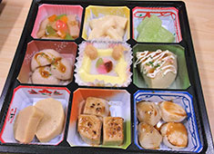 株式会社　若菜　※弁当・給食調理部門 求人 当社自慢の商品！味やサービスなど、とことん拘っています。