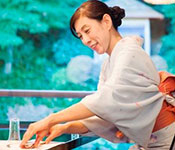懐石 鶯啼庵 （おうていあん) 求人