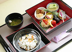 桜十字グループ　※介護施設給食調理部門（ホスピタルメント板橋ときわ台） 求人 味にこだわり本物を提供中！