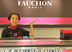 髙島屋グループ 株式会社 アール・ティー・コーポレーション 求人 ライセンスブランドのフォションは、パリに本店を置く一流食料品店です。グローバルに食文化を広げています。