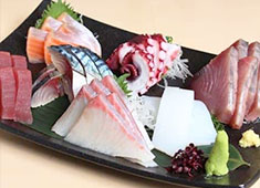 魚魚炭（ととすみ）、とりちゅう水道橋店、ほか／株式会社サン・ダイニング 求人 魚業態の経験者を大歓迎！高度な調理経験がなくても大丈夫。居酒屋ほどの調理経験が十分活かせます。