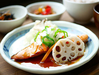 株式会社LEOC（レオック） 求人