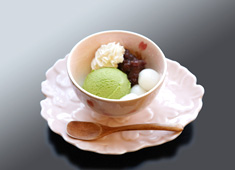 和食カフェ＆レストラン「桜茶寮」／株式会社ノムラデベロップメント（乃村工藝社グループ／東証1部上場企業） 求人 年令不問。和食調理経験者や店長経験者大歓迎！勤務時間10：00～19：00など、働きやすさ抜群の職場環境です。