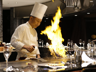 「龍月 SUSHI」「RYUDUKI TEPPAN」 求人