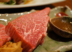 和牛焼肉 KIM 求人 ▲独自のルートで仕入れる稀少で最高のお肉！自信を持ってお客様へ提供してください。