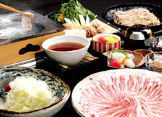 京都つゆしゃぶ CHIRIRI 求人 五段仕込みの「つゆ」で味わう、新しい豚肉のしゃぶしゃぶ料理「つゆしゃぶ」（登録商標）