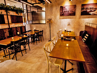 「cafe noise」「Grand Breton Cafe」「WINEHALL GLAMOUR」etc 求人