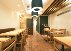 中目黒 和食 煮炊屋 金菜／株式会社ケトル 求人 今回は終電までの勤務シフトのスタッフ募集。ですので帰宅も安心です。週休2日希望の方もぜひ、ご応募ください。