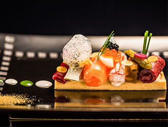A「Brasserie Edible（ブラッスリーエディブル）」B「Brasserie Amical（ブラッスリーアミカル）」C「TERAKOYA本店」 求人