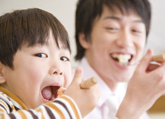 株式会社 アポルテフードファクトリー 学校給食部門 求人 保育園や託児所など、子ども向け給食で成長中！