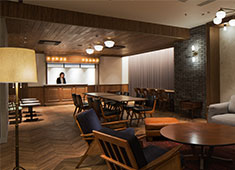 HOTEL THE KNOT YOKOHAMA（料理部）／株式会社 ホスピタリティオペレーションズ 求人 お客様に寄り添うをモットーにお料理はお客様のご要望をお伺いしてメニューを作成しています。